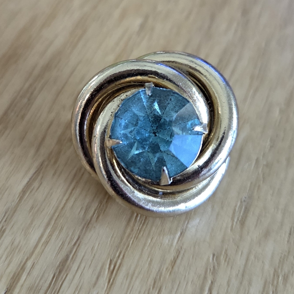 Vintage Signed Coro Round‎ Blue Rhinestone Gold Tone Brooch Pin